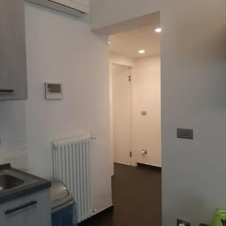 Belfrontizio Nyaraló *